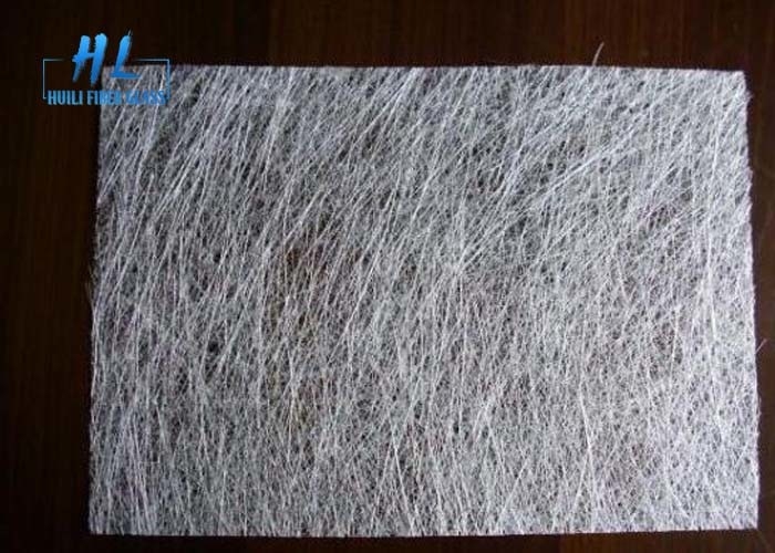 Mat Fiberglass Putih Tenun Biasa Roll E resin kaca Kompatibel untuk Polyester dan Vinyl Ester