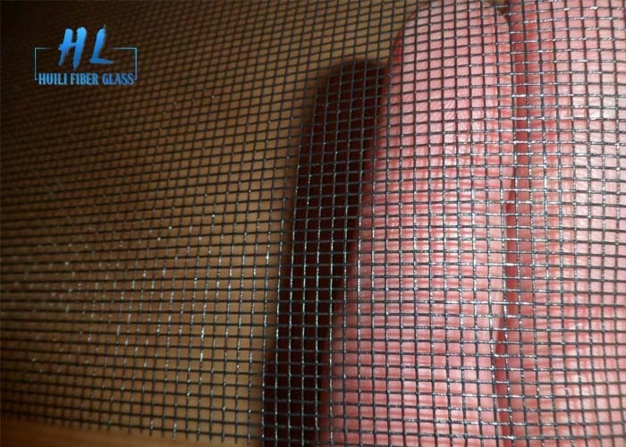 18 * 16 Ukuran Mesh 120g Layar Jendela Fiberglass Mesh Warna Hitam