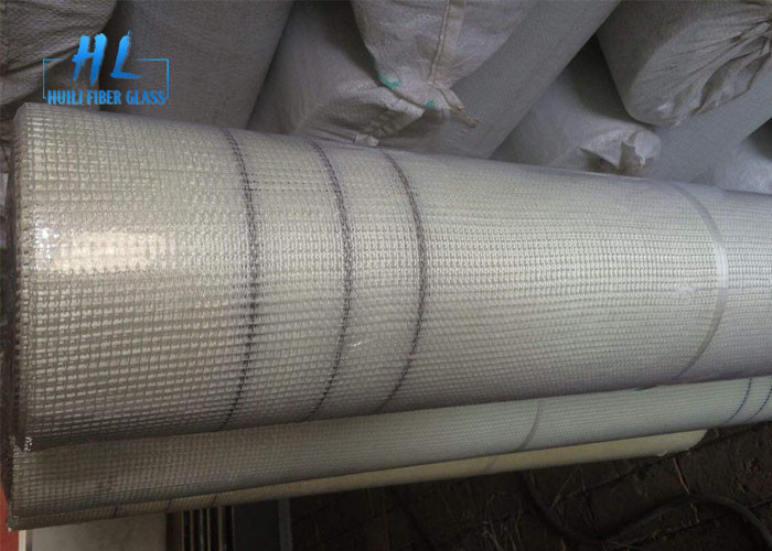 Roofing Fiberglass Mesh 5 * 5mm 145g / M2 Dengan Lem Lateks Baik Dengan Stabilitas Yang Baik