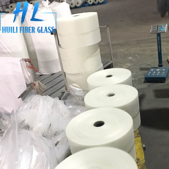 10x10mm Warna Putih 110 g / m2 Fiberglass Mesh Untuk Kelereng, Umur Panjang