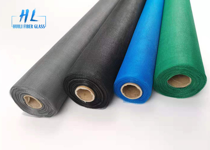 Warna Berbeda 17 * 15 Mesh 115g Fiberglass Mosquito Net Digunakan Untuk Windows
