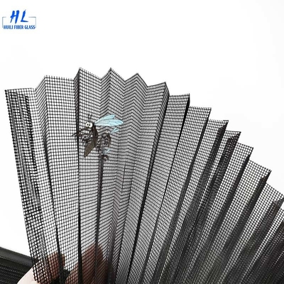 Pemasangan layar mesh pleated tahan UV yang dapat dipotong