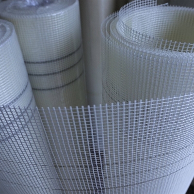 Alkali tahan air Fiberglass Mesh Panjang 50m Disesuaikan