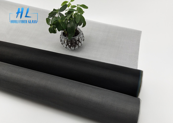 Warna Hitam 20 * 20 Ukuran Jala 130G Dipasang Layar Terbang Untuk Pintu