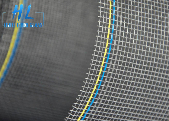 Tape Tenun Fiberglass Mosquito Screen yang berwarna-warni dengan lebar maksimal 3,0m dan diameter benang 0,25mm